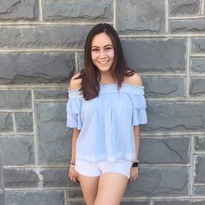 Women off the shoulder shirt